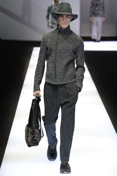 Look 22